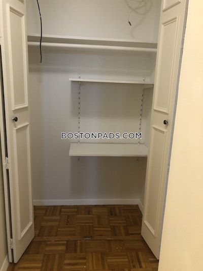 Brookline 2 Bed 1.5 Bath BROOKLINE- BOSTON UNIVERSITY $3,700  Boston University - $3,650 No Fee