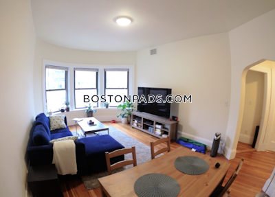 Brookline 1 Bed 1 Bath  Washington Square - $3,000