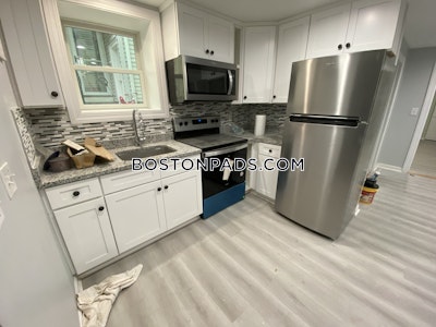 Somerville 1 Bed 1 Bath  Davis Square - $2,650