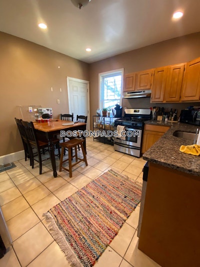 Mission Hill 3 Beds 1 Bath Boston - $4,500