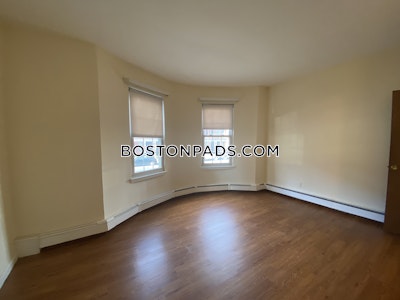 Mission Hill 1 Bed 1 Bath Boston - $2,100 50% Fee