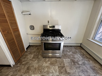 Beacon Hill Studio in Beacon Hill Boston - $2,350 No Fee